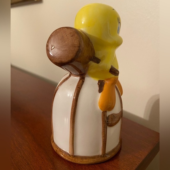 Vintage Gibson Warner Bros 1998 Tweety Bird on Cage Salt or Pepper Shaker - Picture 2 of 7